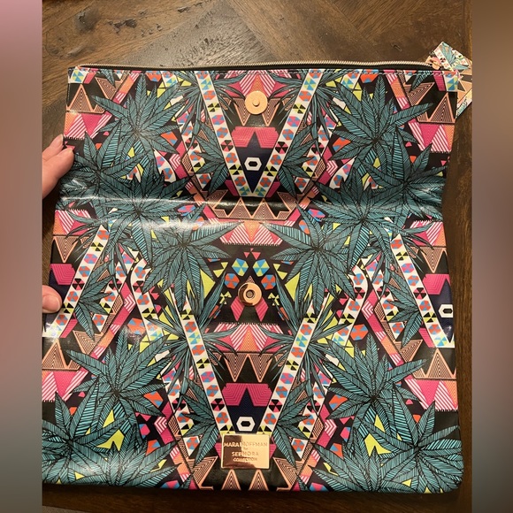 **LIMITED EDITION** Mara Hoffman for Sephora || Kaleidescape Fold Over Clutch - Picture 4 of 6